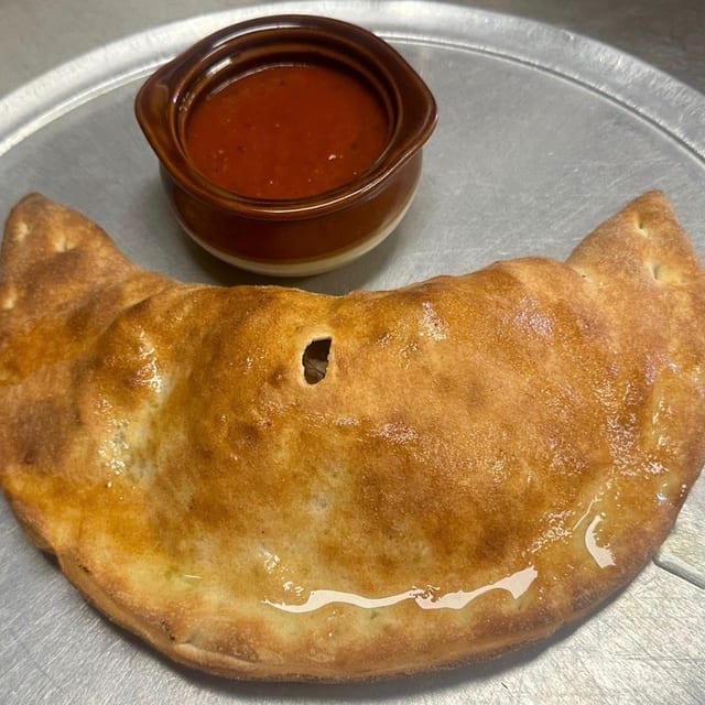 Taormina's Calzone.